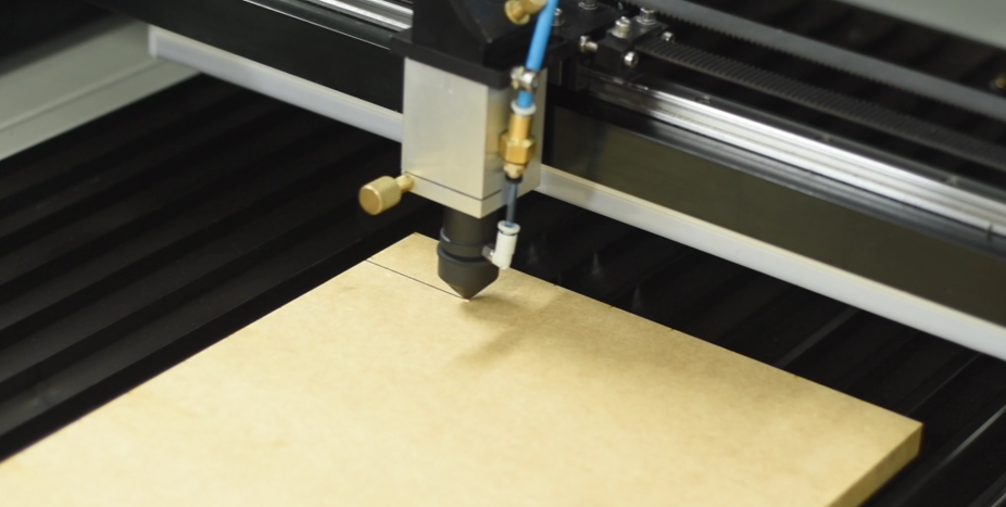 Corte a laser em MDF: eficiência e rapidez na sua produção!